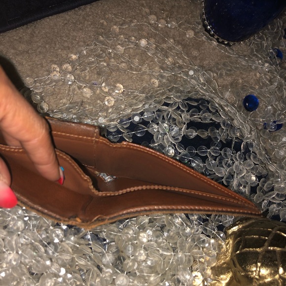 Louis Vuitton bifold wallet - Picture 11 of 12